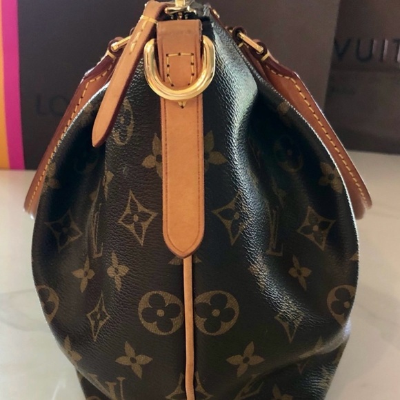 Louis Vuitton Monogram Turenne PM - Picture 5 of 16
